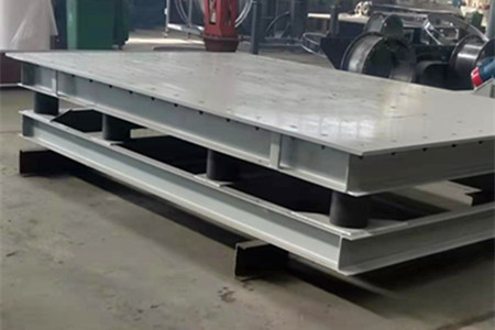 貴州的王經(jīng)理在我公司訂購(gòu)的兩臺(tái)振動(dòng)平臺(tái)發(fā)貨通知